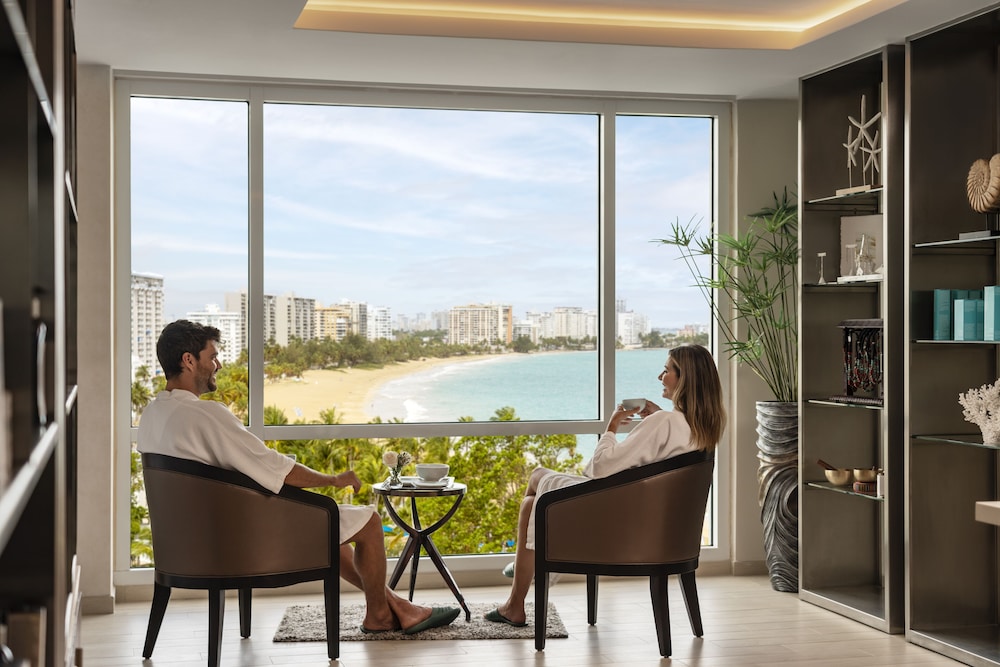 Fairmont El San Juan Hotel 6/50
