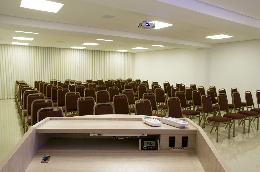Bristol Jaragua Hotel 57/67