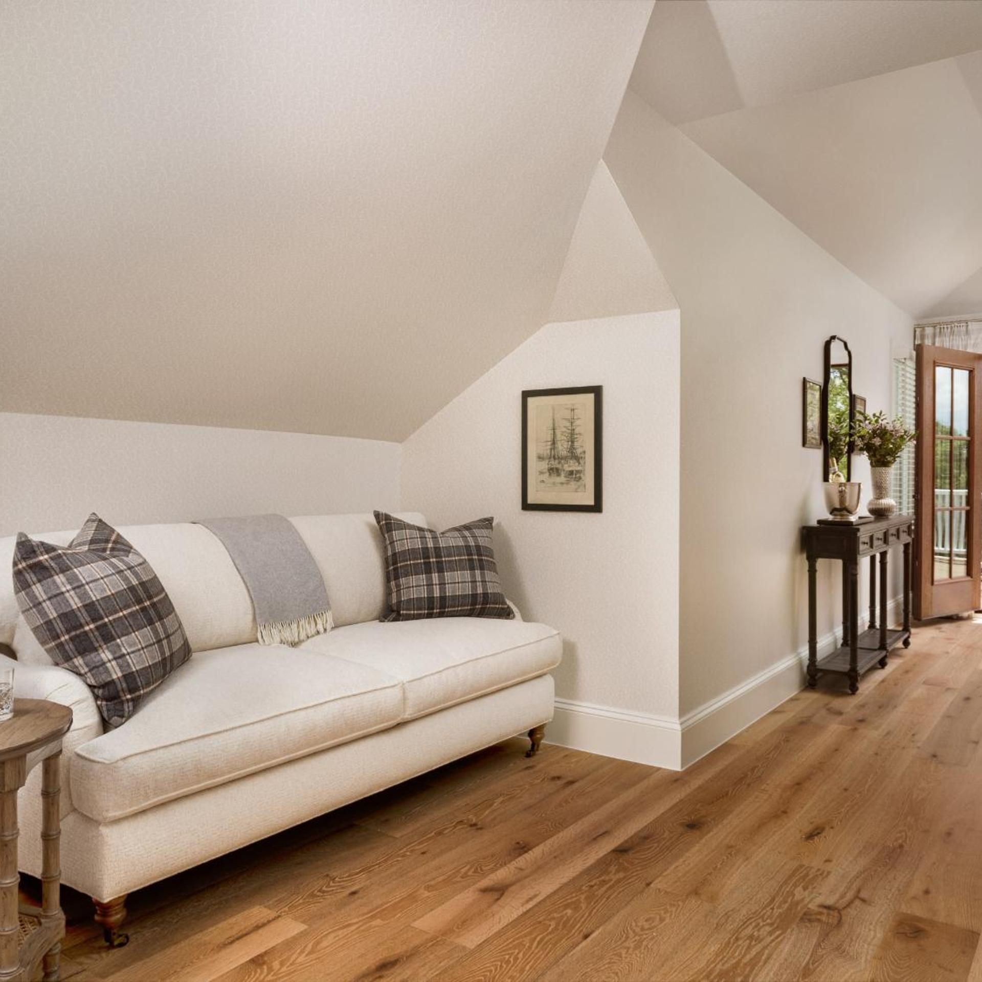 1313 West - Luxury Boutique Hotel 12/34