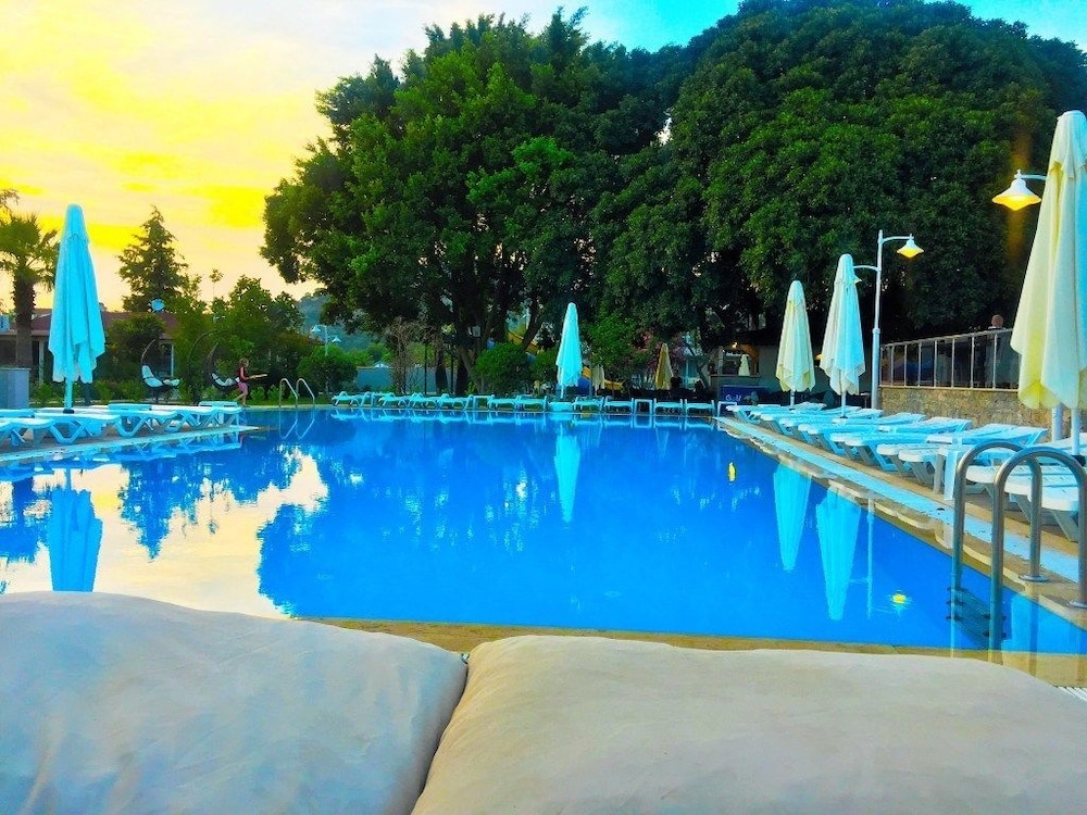 Grand Emir Hotel & SPA in ORTACA