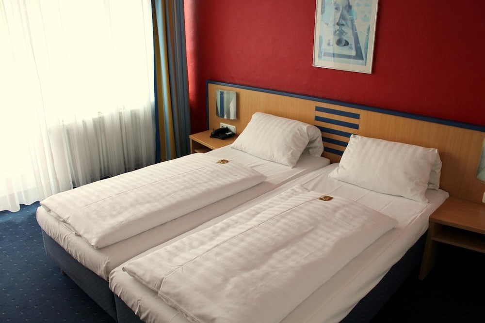 Hotel Wallis 7/50