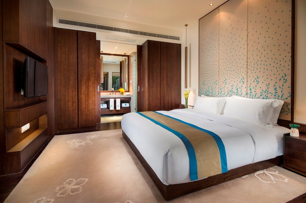 Banyan Tree Huangshan 4/50