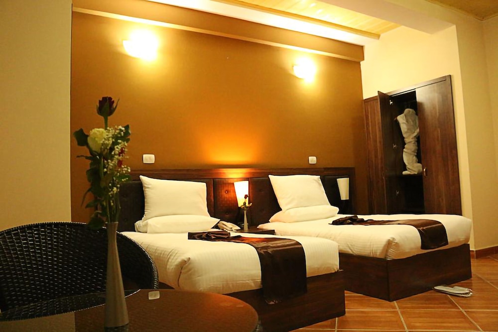 STANDARD, TWIN BEDS