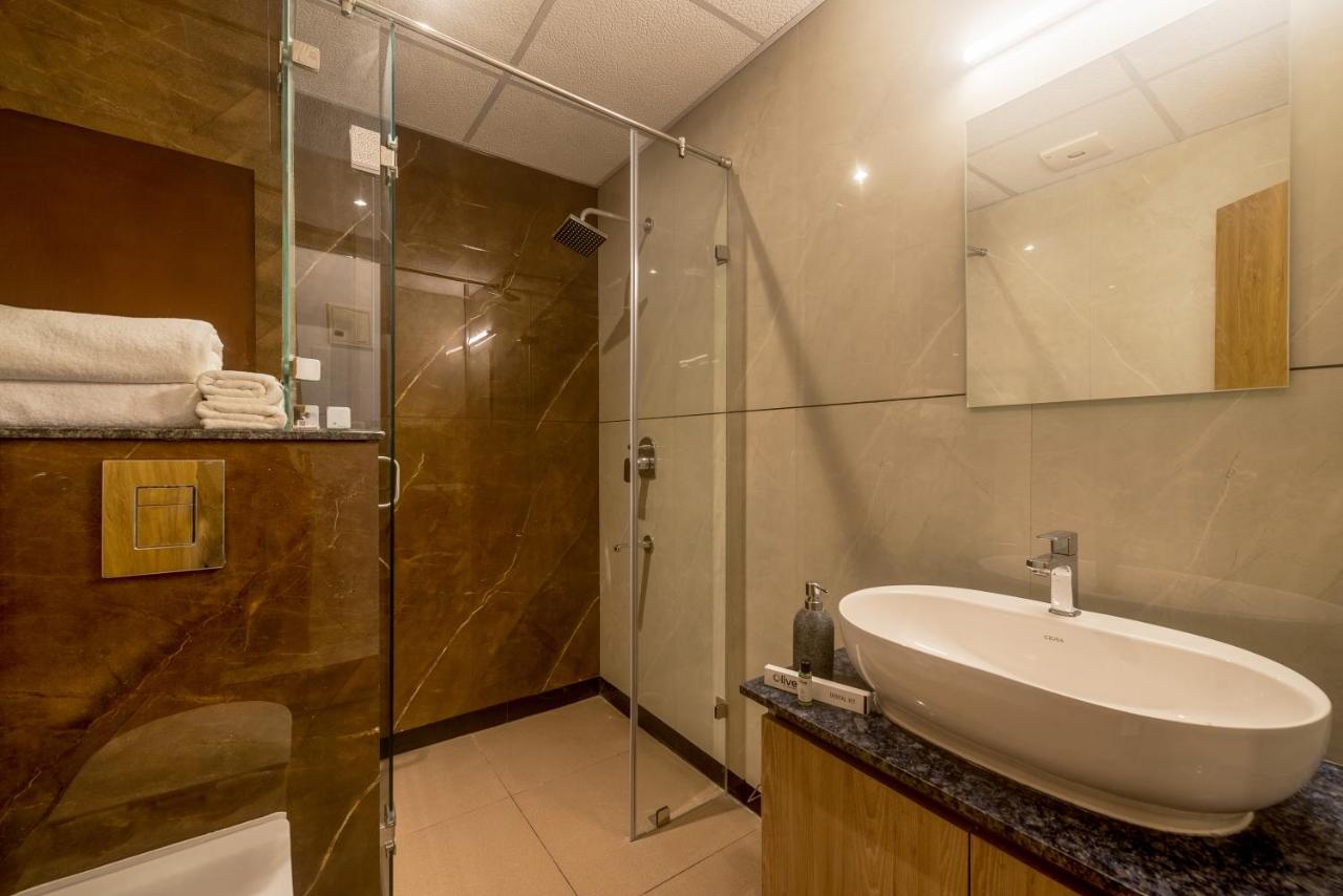 Olive Hotel Hal 2nd Stage by Embassy Group 45/47