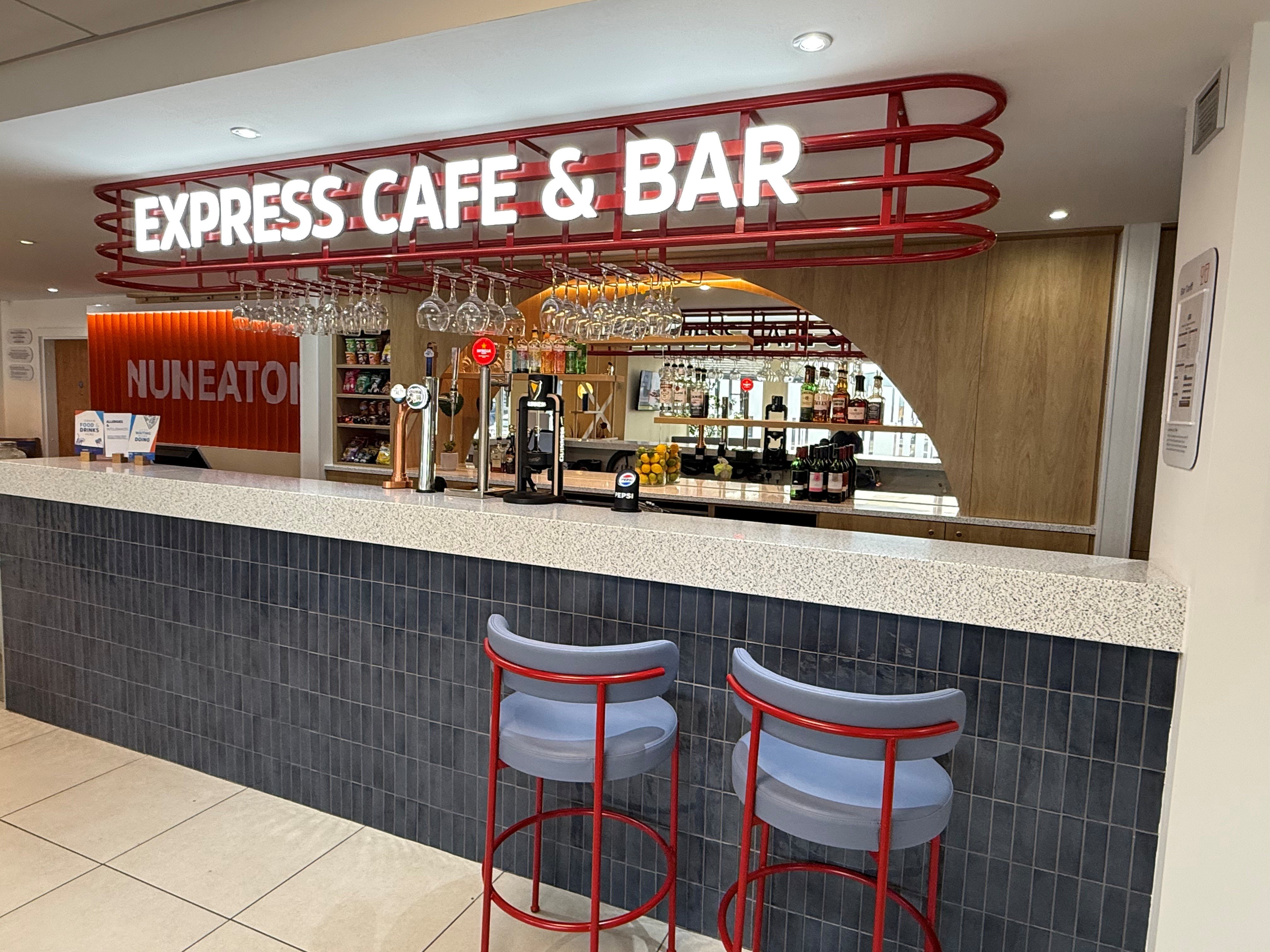 HOLIDAY INN EXPRESS NUNEATON 34/50