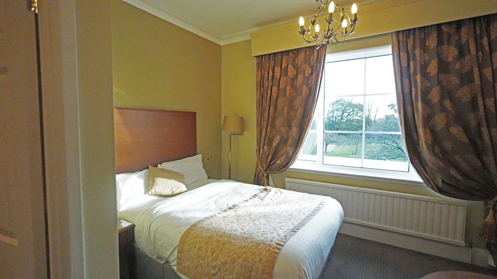 Grovefield House Hotel 18/57