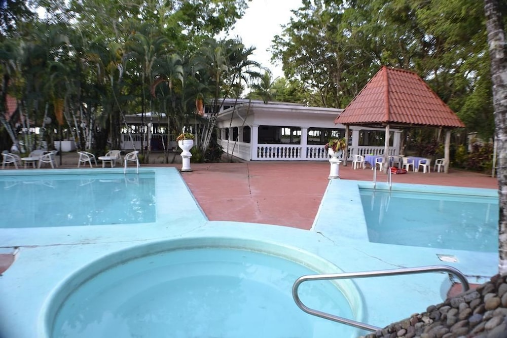 La Isla Hotel 35/35
