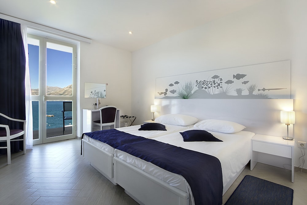 Hotel Cavtat 7/68