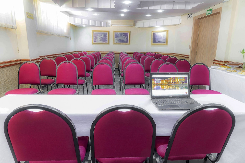 Rafain Centro Hotel 49/65