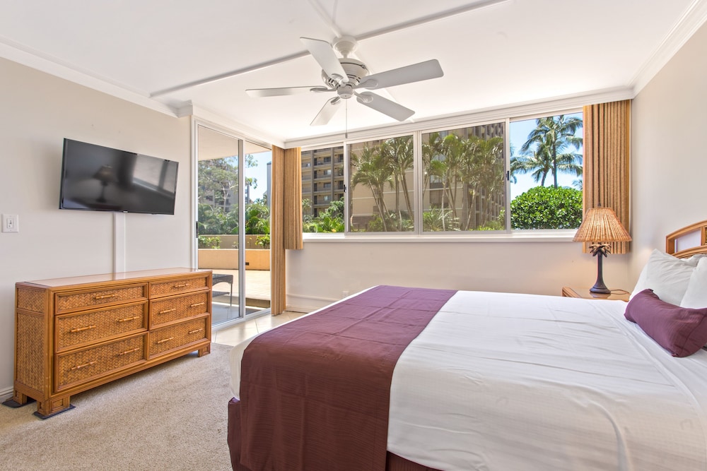 Royal Kahana Maui by OUTRIGGER 38/77