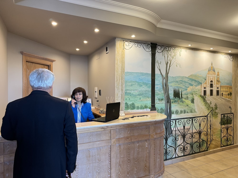 Hotel Cladan 9/63