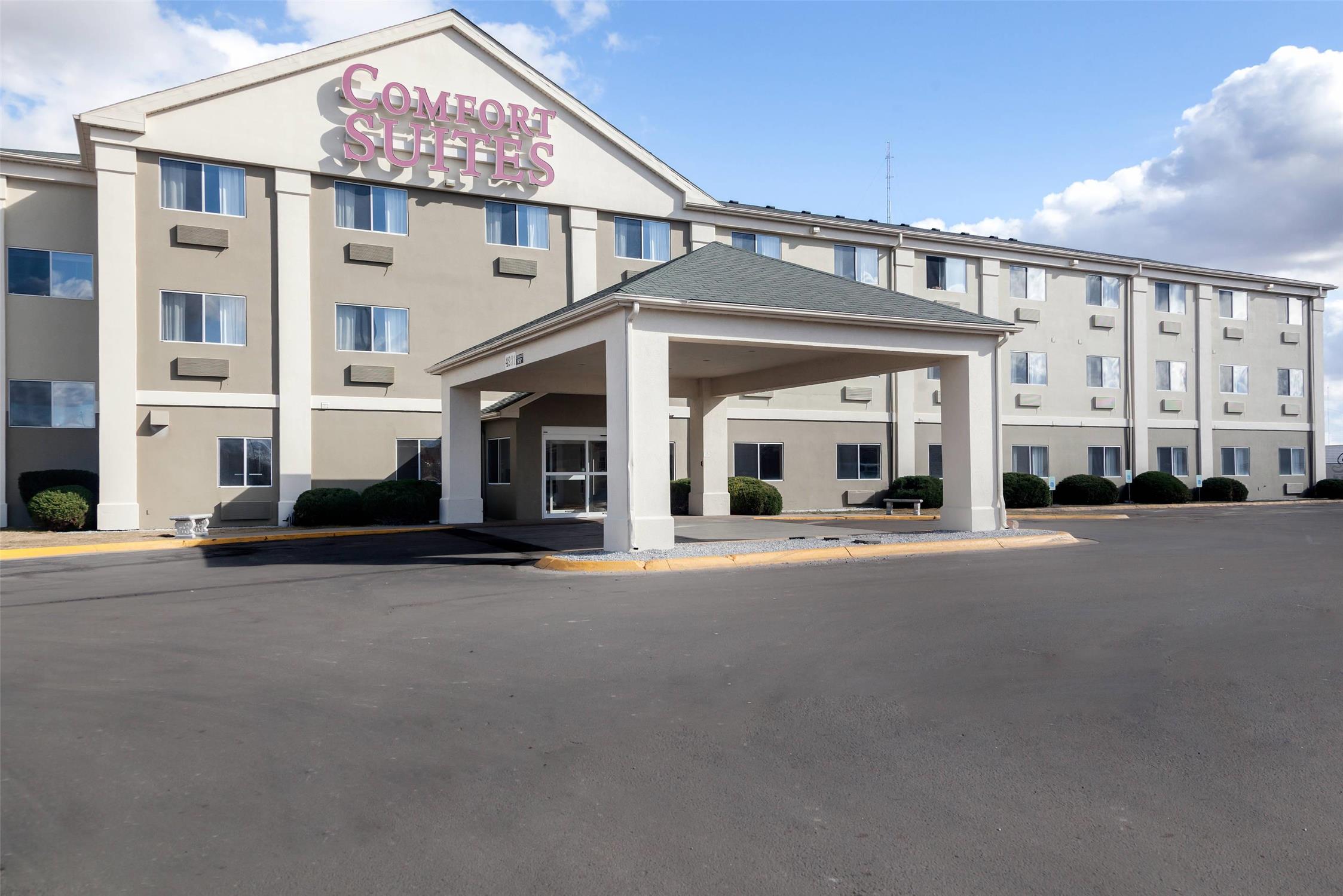 Comfort Suites Lincoln North 9/10