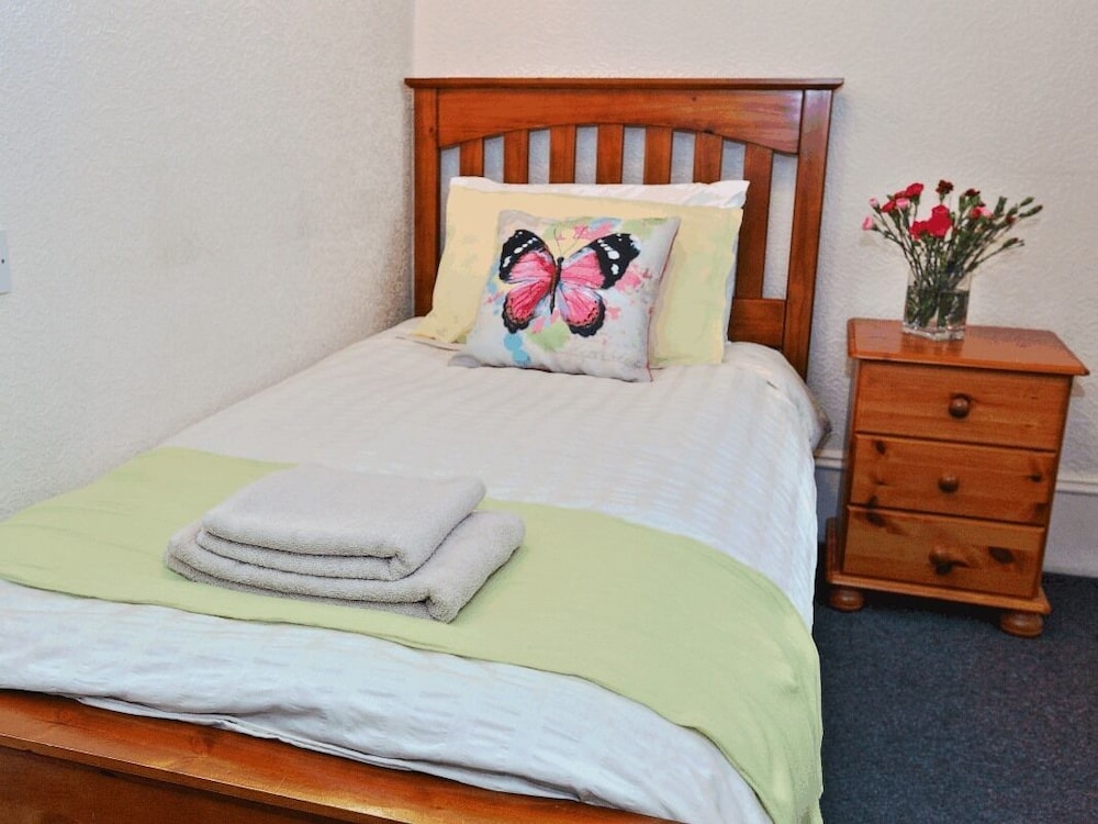 Brentwood Villa Bed And Breakfast 5/22
