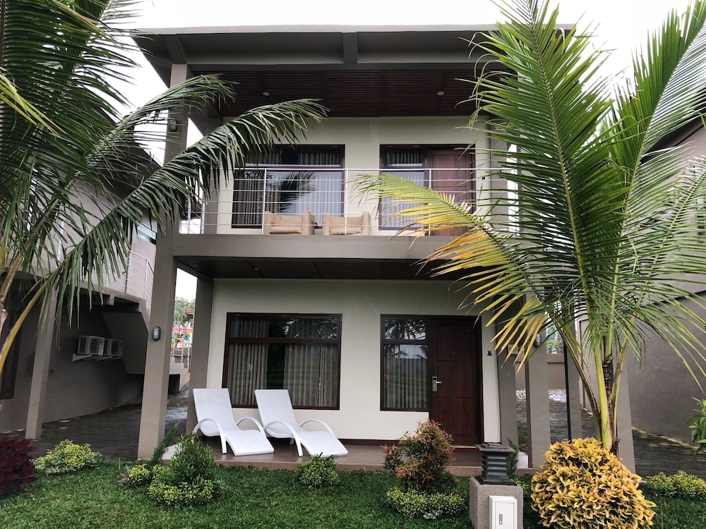Grand Harvest Resort and Villas 70/75
