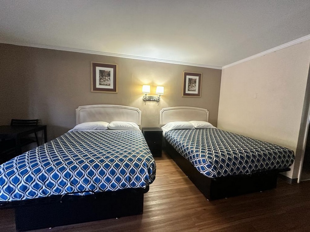 Loyalty Inn Rockingham 9/32