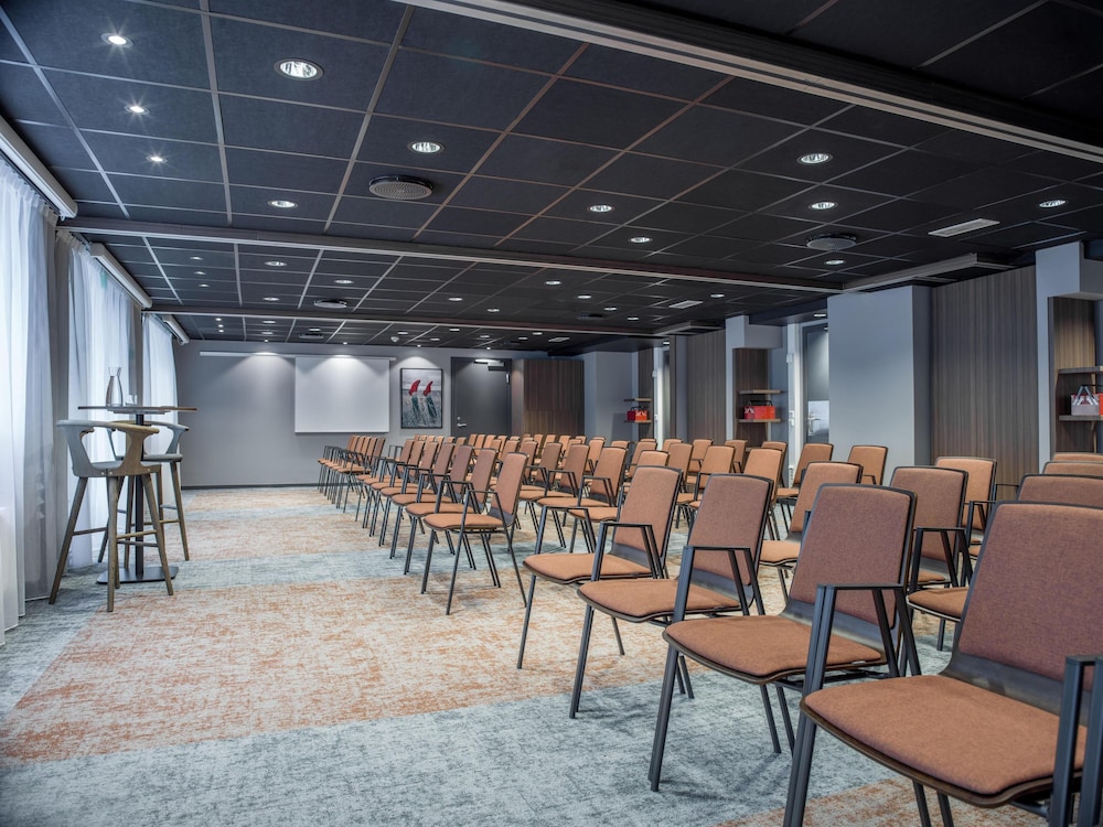 Radisson RED Oslo City Centre 50/55