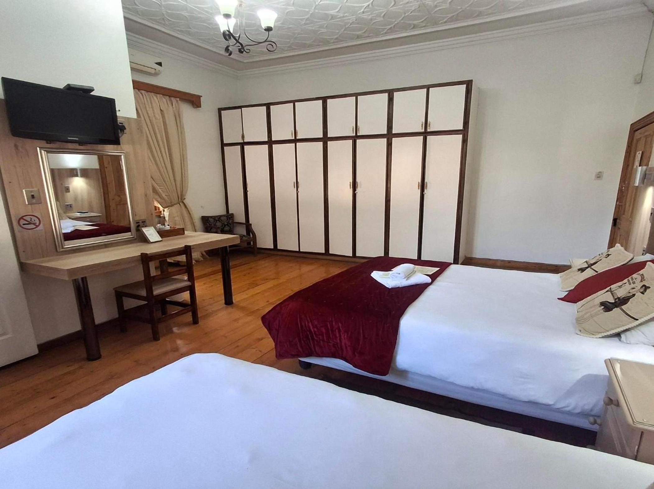 Castello Guesthouse 9/49
