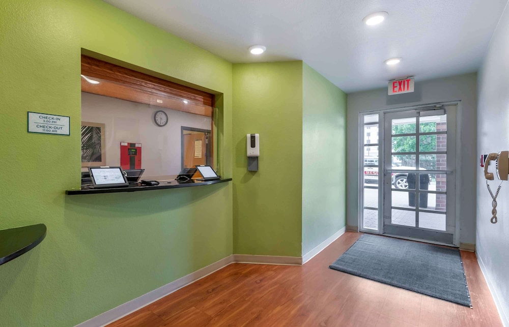 Extended Stay America Select Suites - Lake Worth 2/47