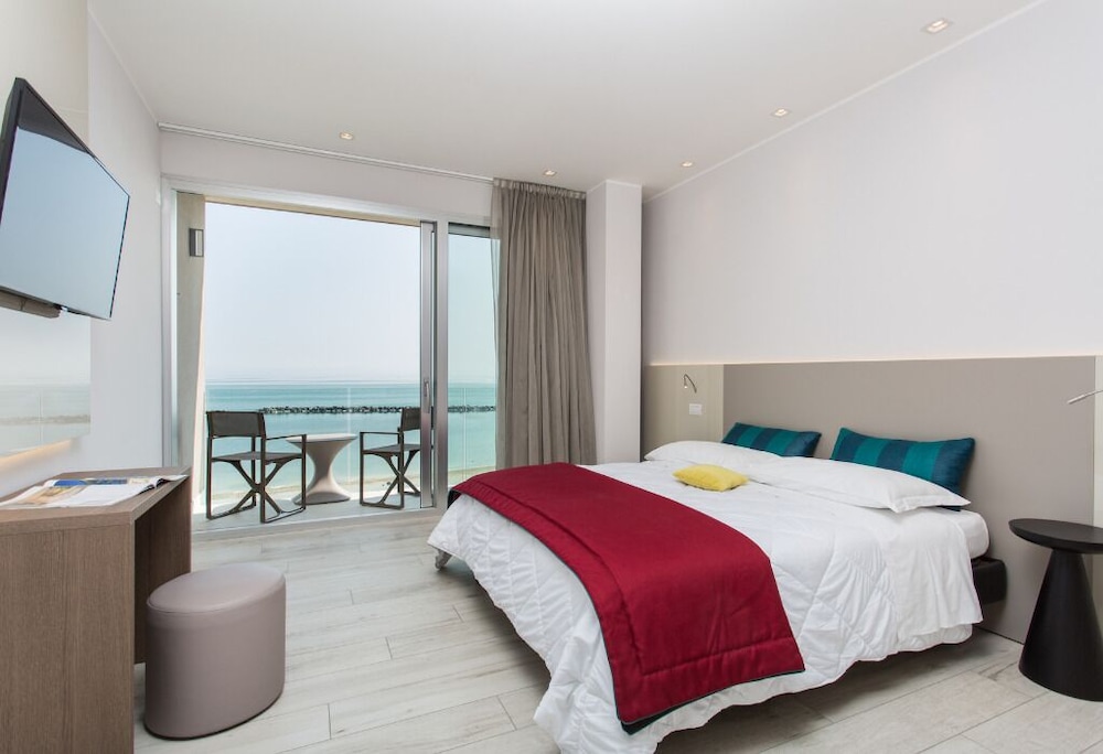 Hotel Savini 13/50