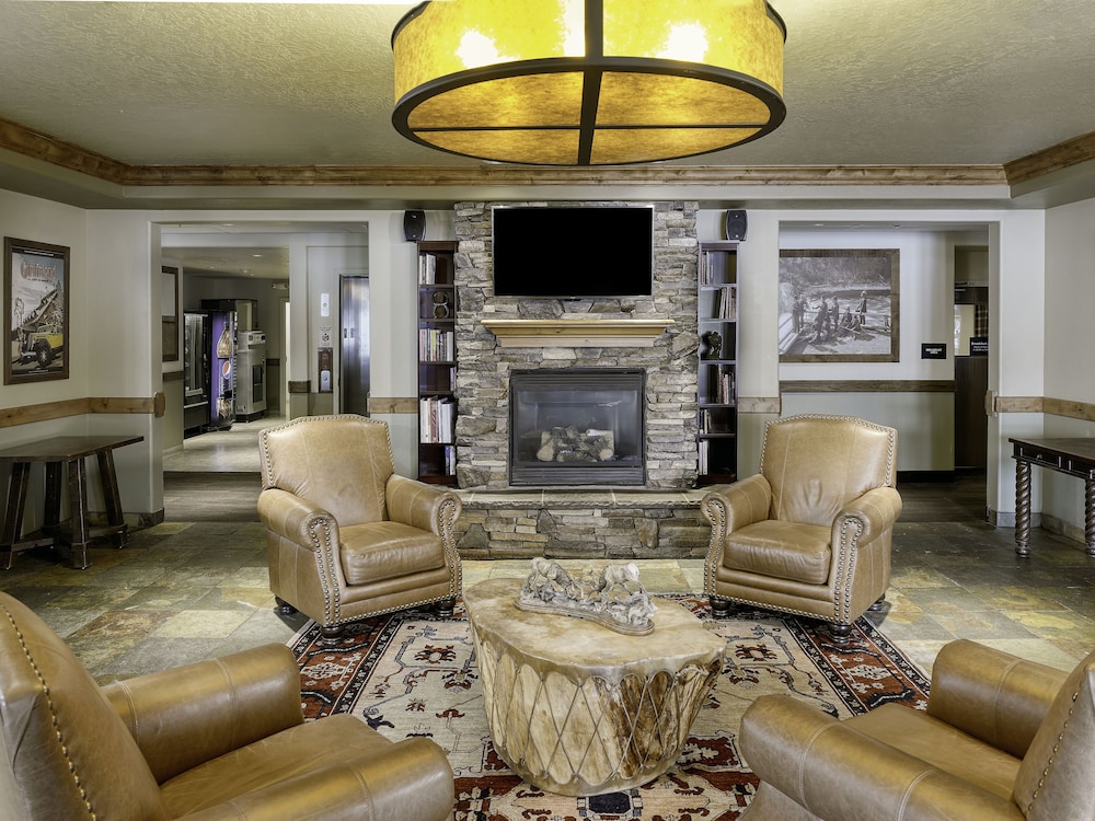 Yellowstone Park Hotel 43/61