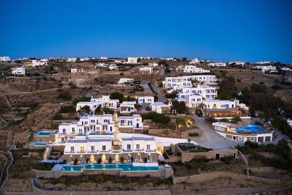 SAN ANTONIO SUMMERLAND in MYKONOS