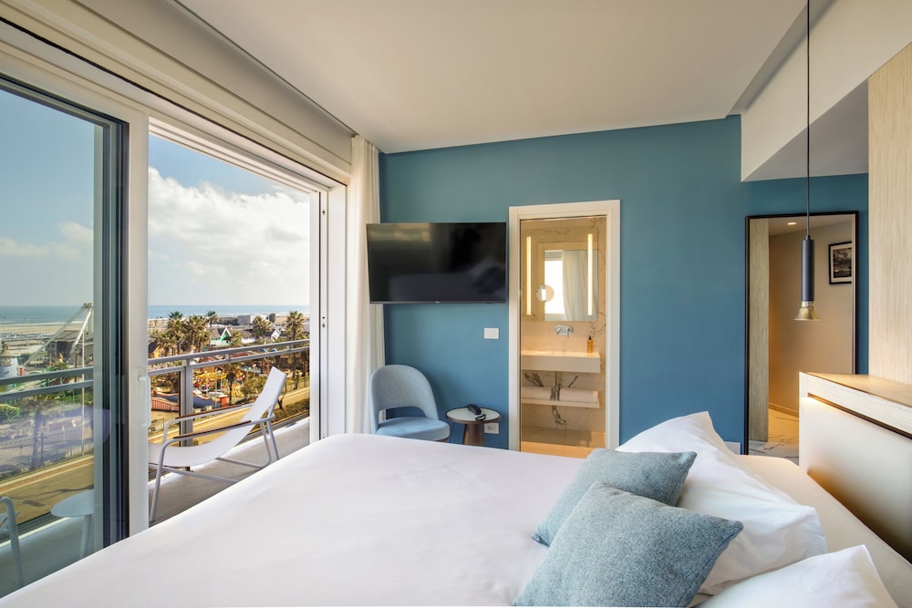 Ambasciatori Suite Hotel 70/110