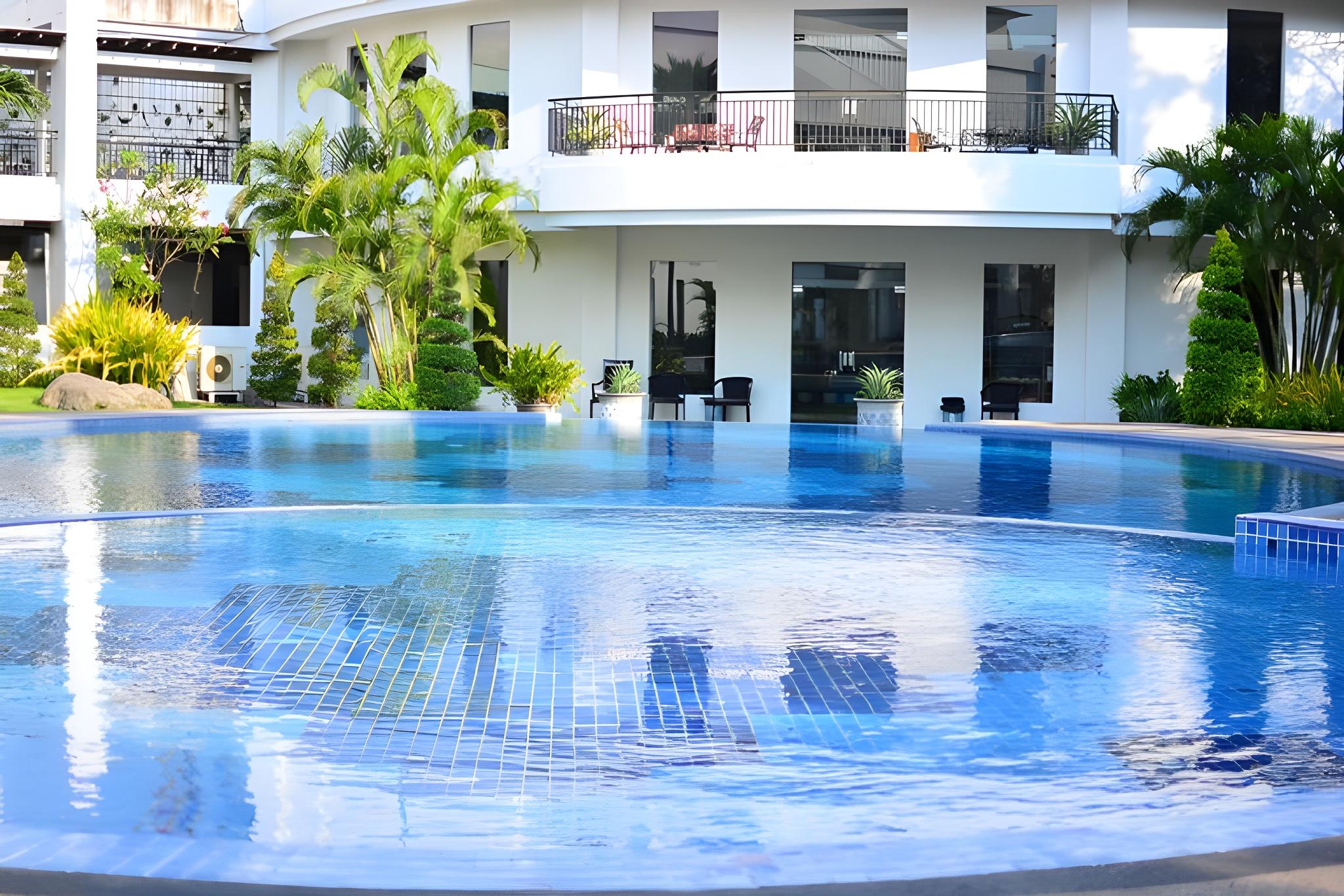 The Sun Hotel Sidoarjo 40/43