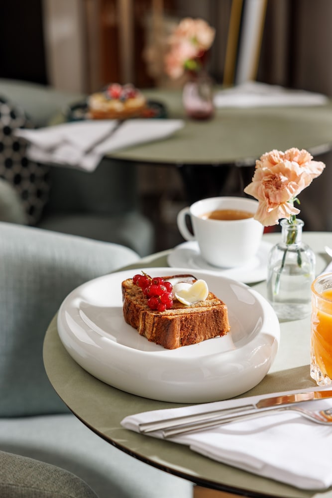 Nerva Boutique Hotel 60/72