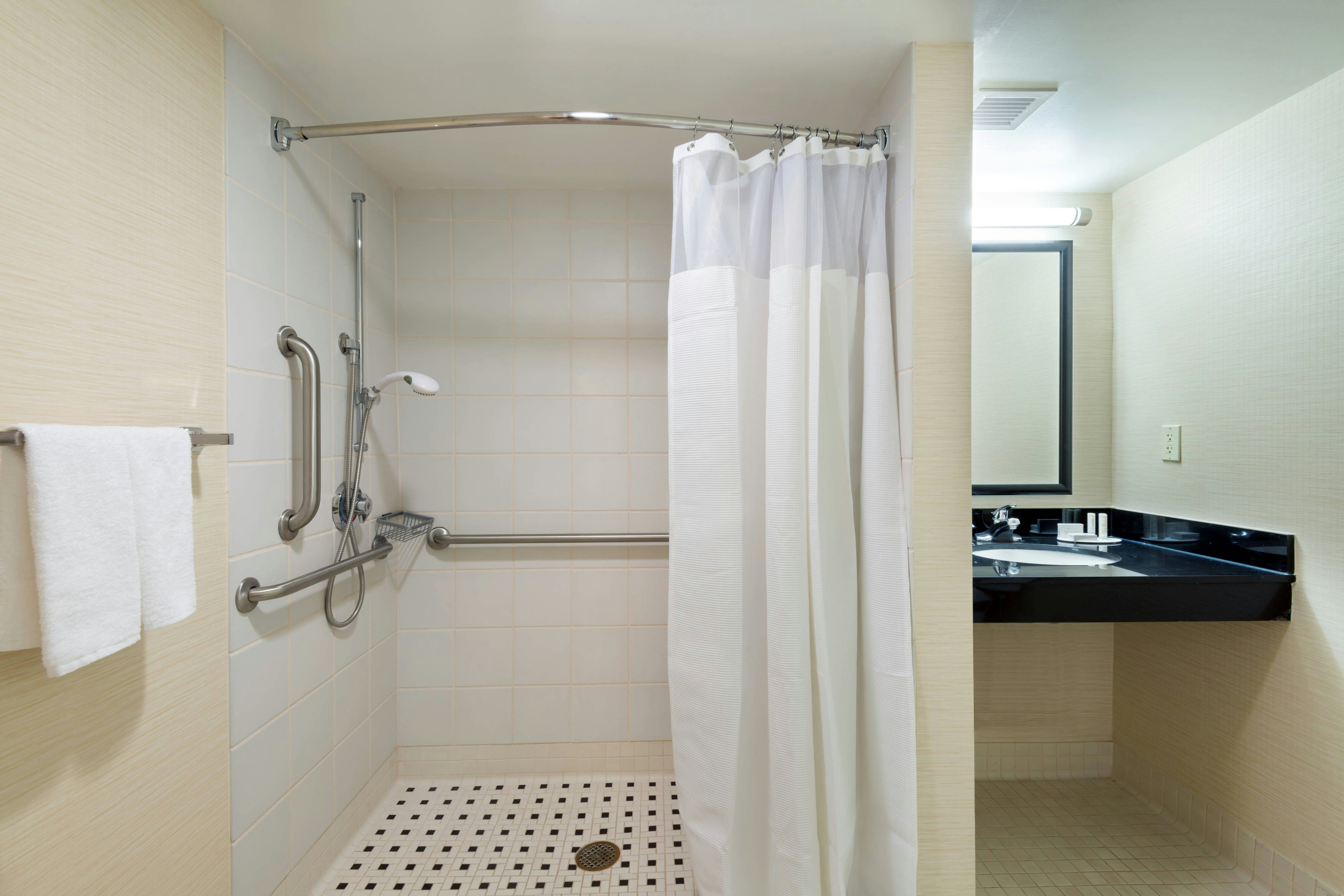 غرفة بسرير كينج، Fairfield Inn Suites Louisville Downtown 3/3