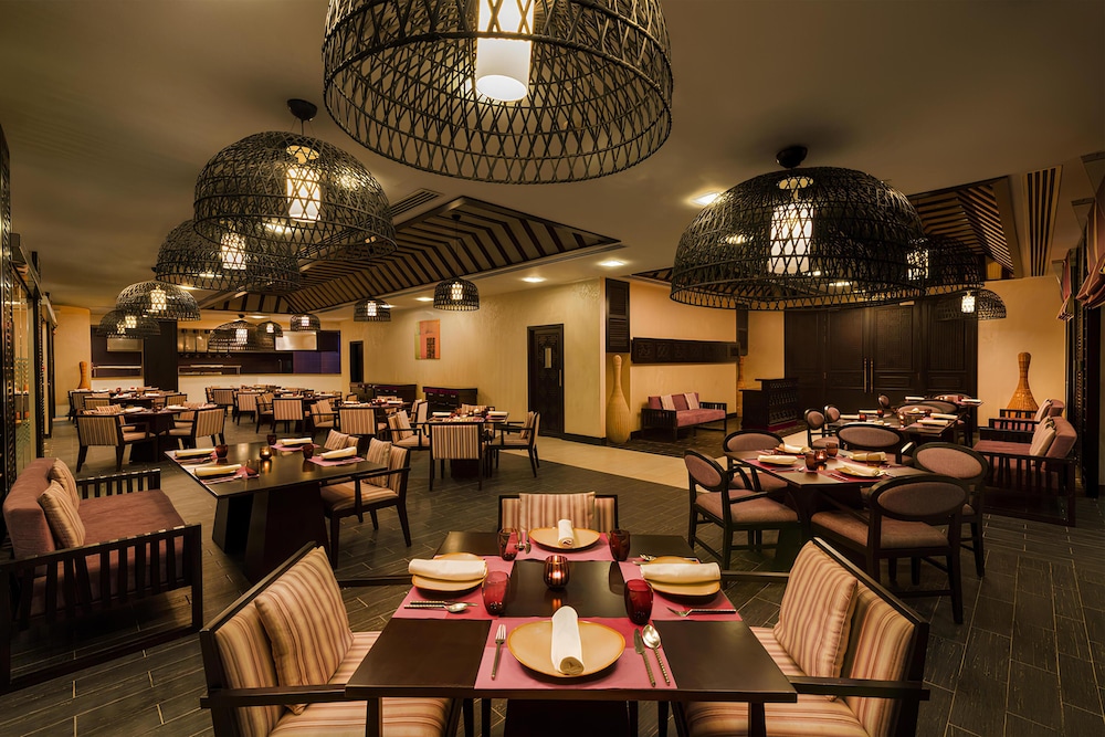 RADISSON BLU HOTEL, SOHAR 58/72
