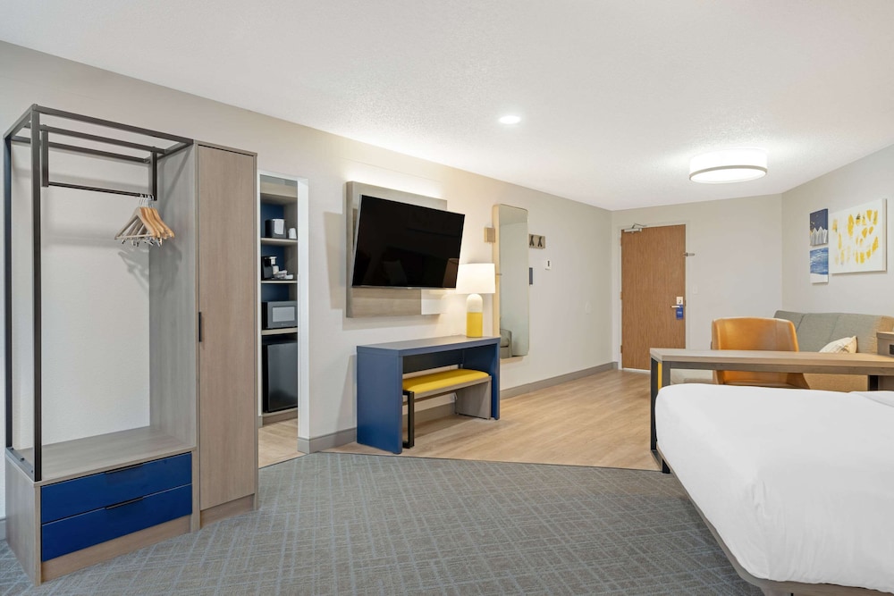 Comfort Suites Idaho Falls 13/50
