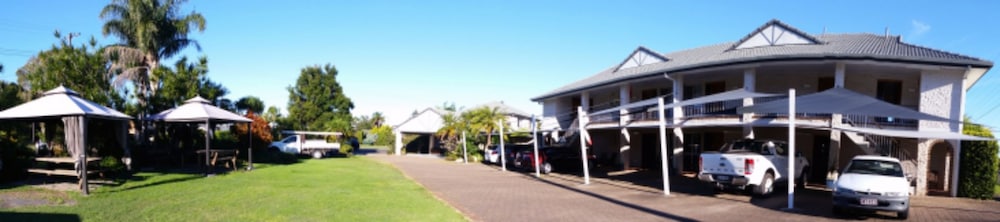 Avlon Gardens Motel And Holiday Houses 37/50