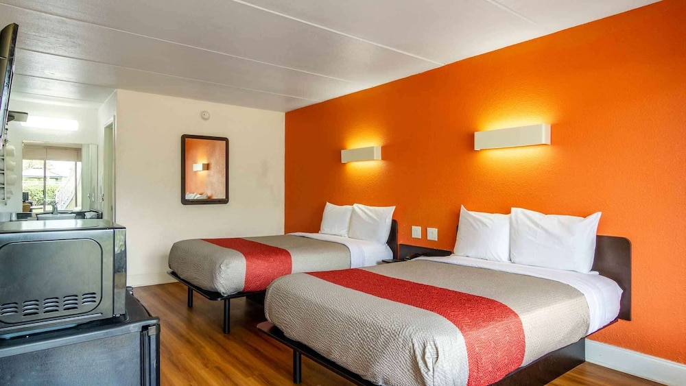 Motel6 Brunswick, GA 20/42