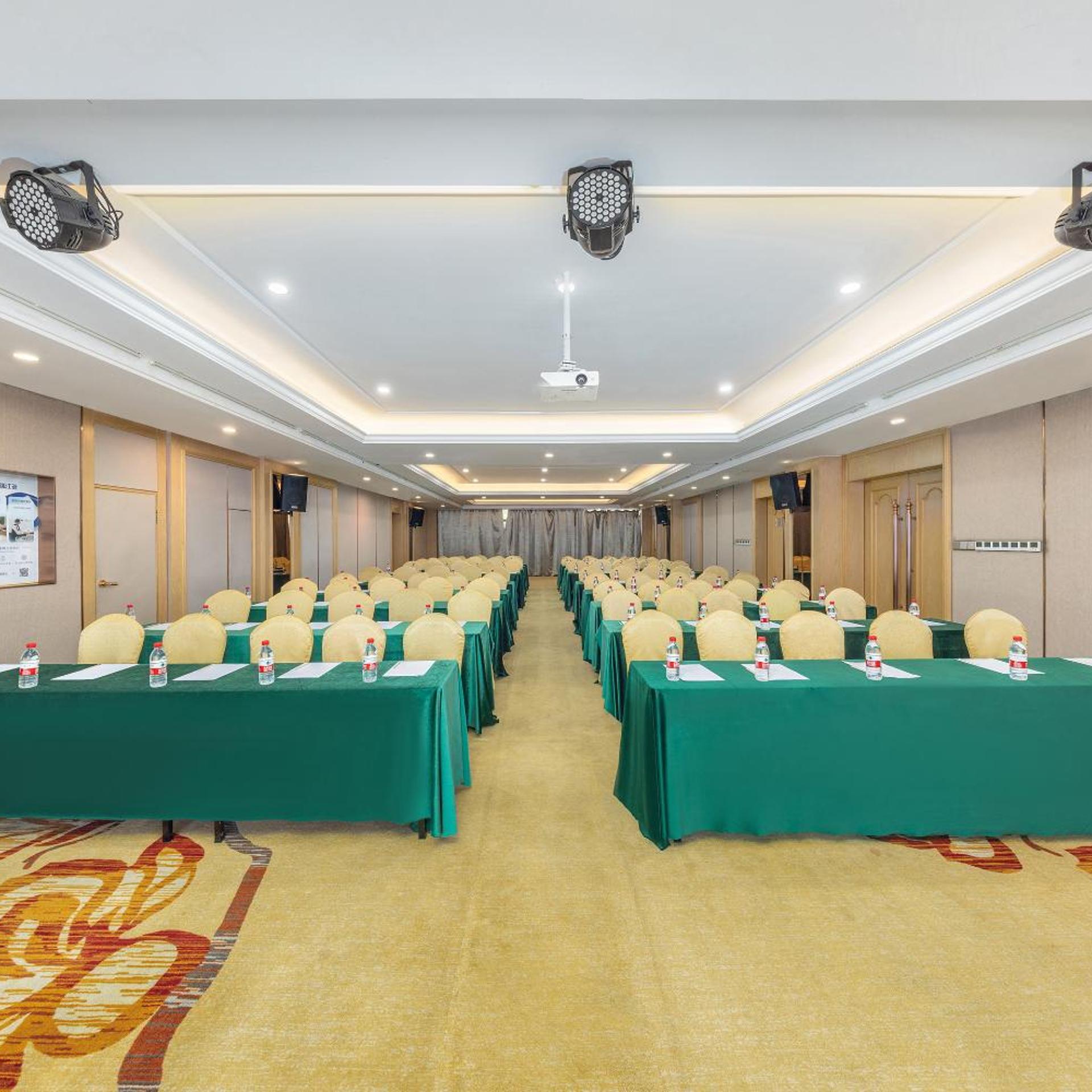 Vienna International Hotel (Xi'an Big Goose Pagoda) 44/51