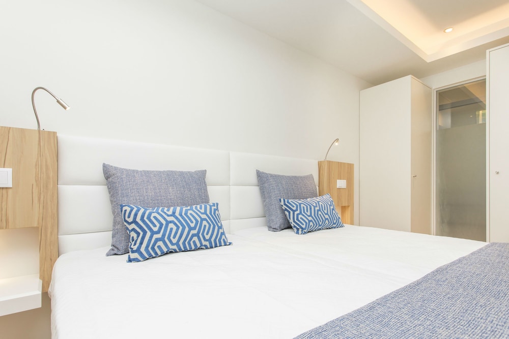 1 BEDROOM, PRESTIGE, APARTMENT, SEA VIEW