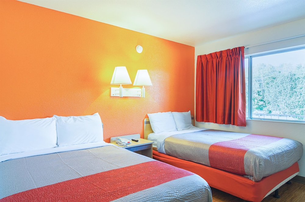 Motel6 Russellville, AR 20/49