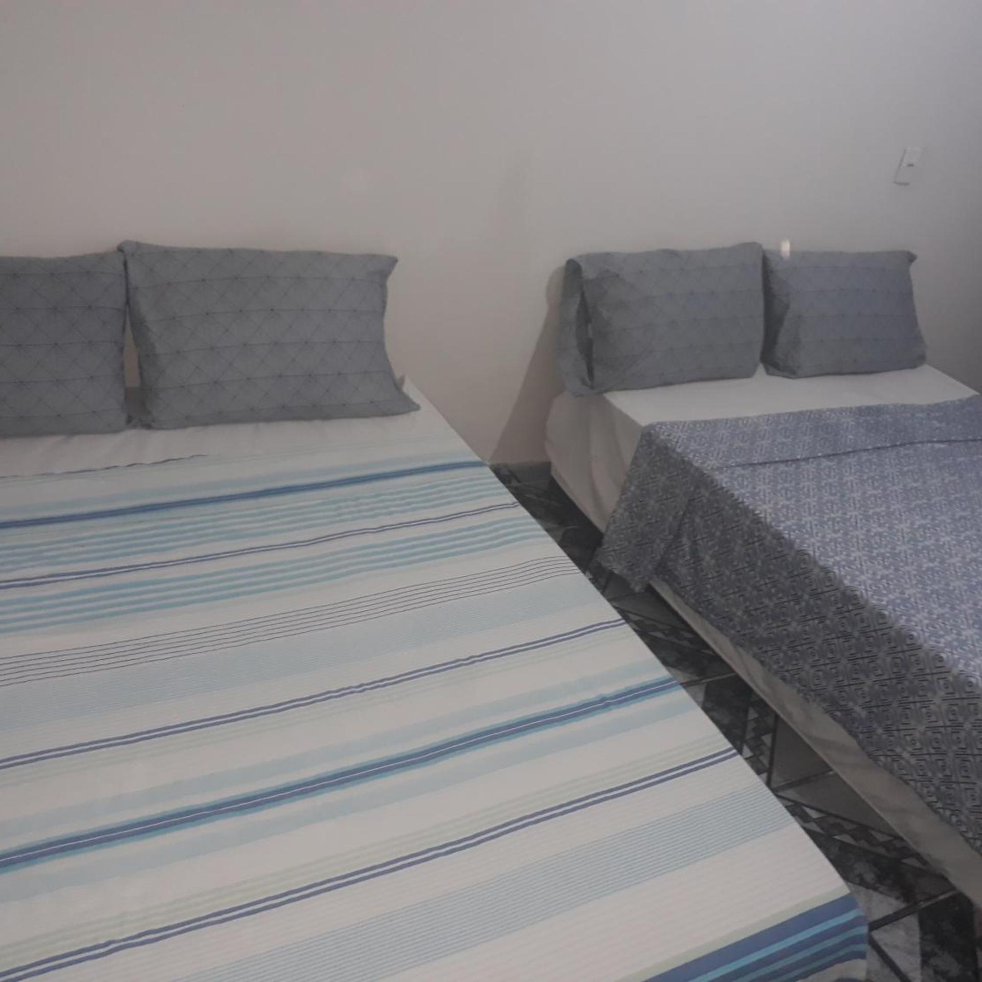 HOTEL LATINOS 2 38/50