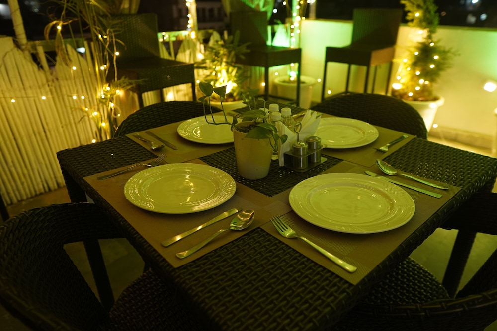 Vivid Boutique Hotel 45/50