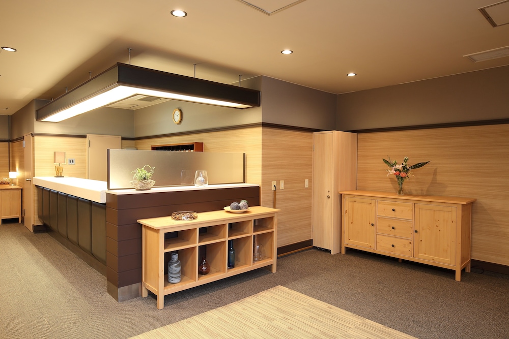 Hotel Nature Nagoyasakae (ex. Kishu Tetsudo Nagoya Sakae Hotel) 8/30