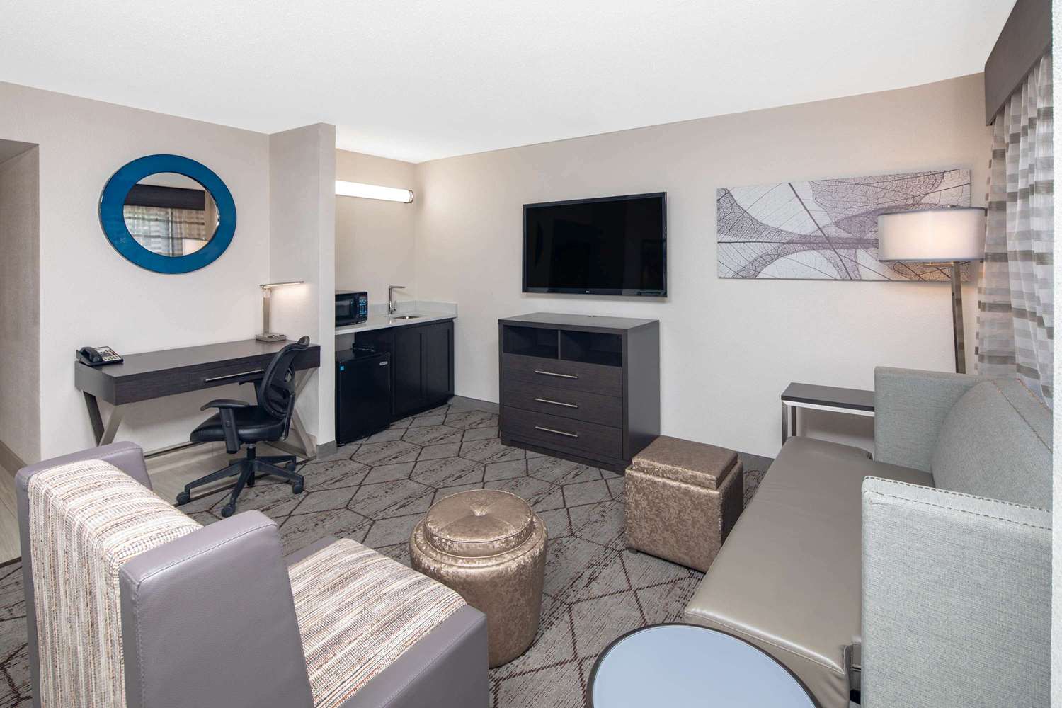 Wingate by Wyndham Greenville Airport 30/40