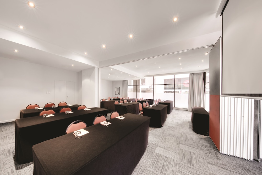 Central Studio Hotel Sydney 37/39