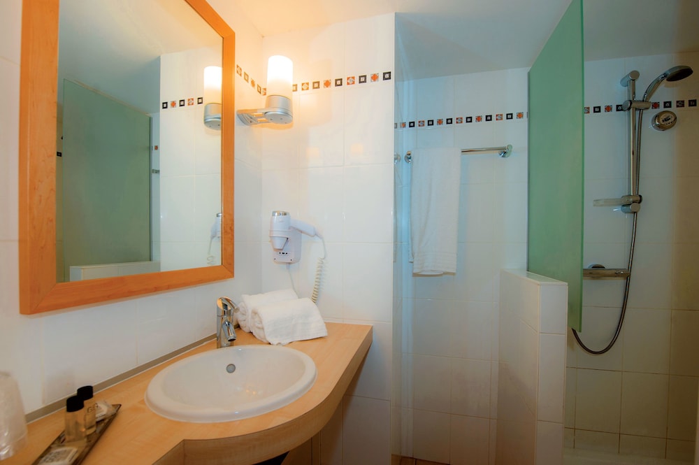 Hotel Vacances Bleues Villa Caroline 48/50