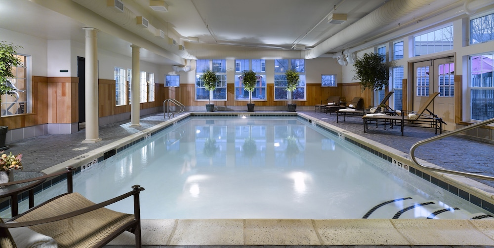Green Mountain Suites Hotel 11/31