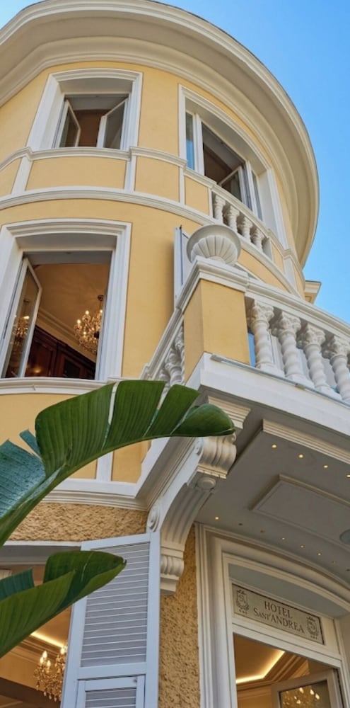 Hotel Sant'andrea 1/46