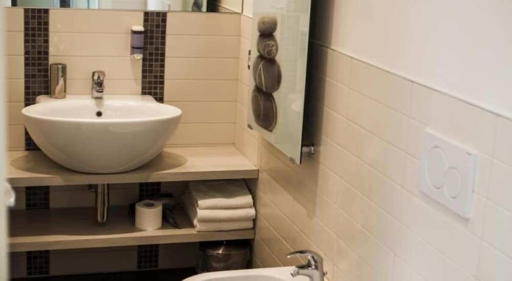 Albergo Aquila 34/37