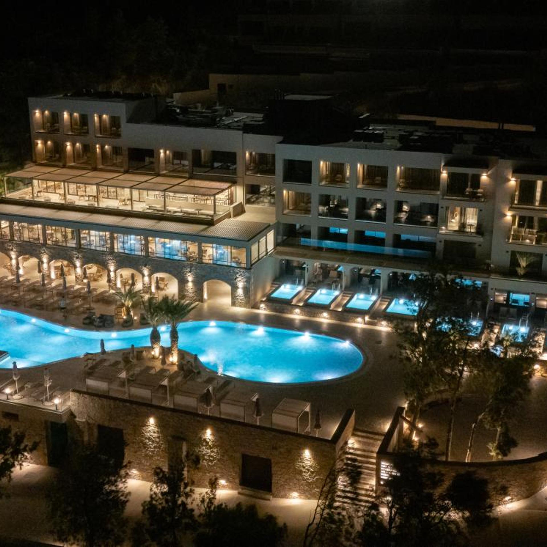 Eden Rock Hotel 5/53