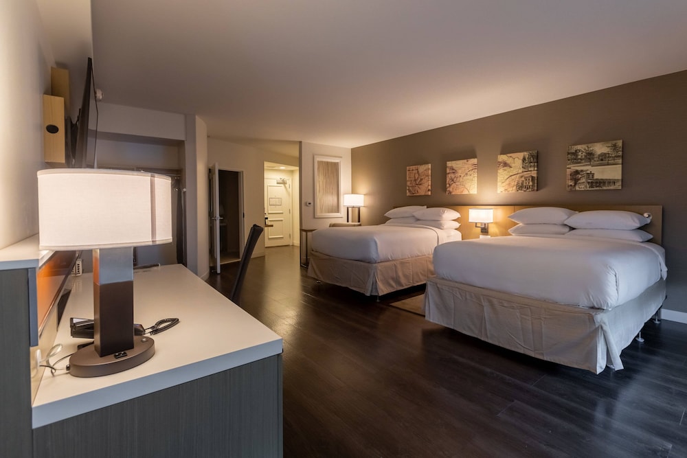 Delta Hotels by Marriott Raleigh-Durham at Research Triangle Park 7/36