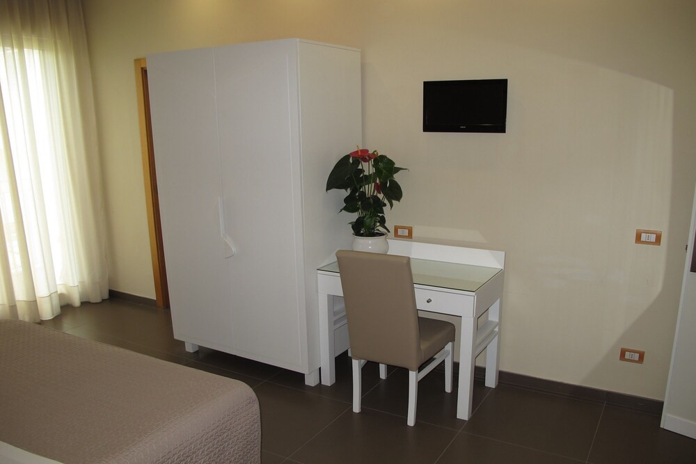 Hotel Club Sorrento 41/50