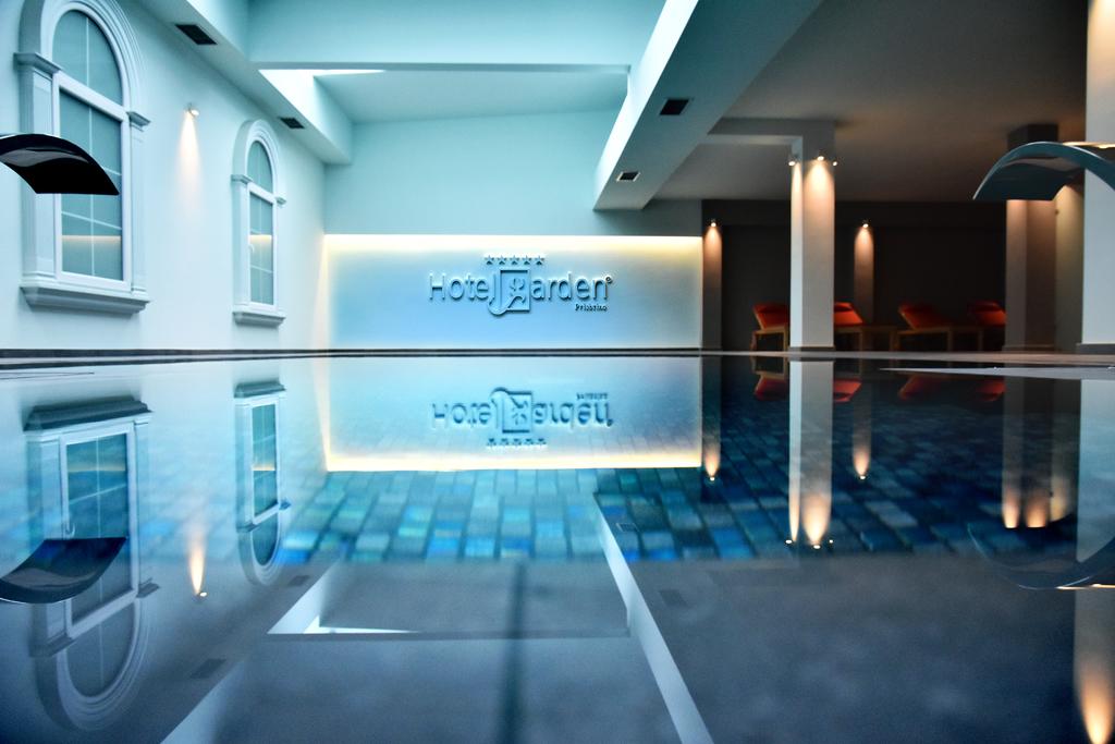 Garden Hotel Pristina 10/18