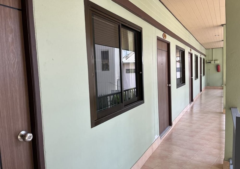 Srichada Hotel Khaolak 12/73